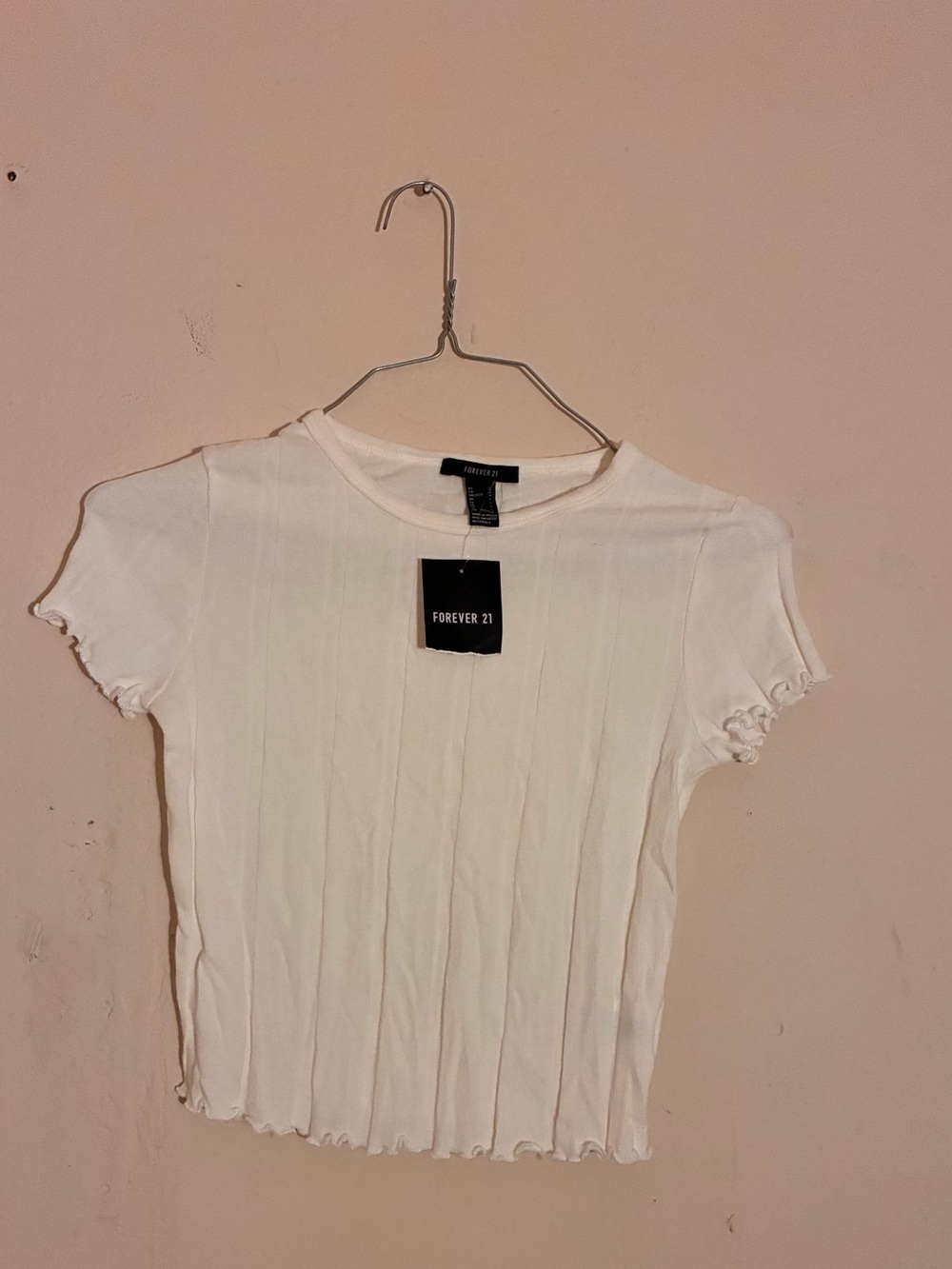 Forever 21 Cream Ribbed Lettuce-Edge Short Sleeve Crop Top